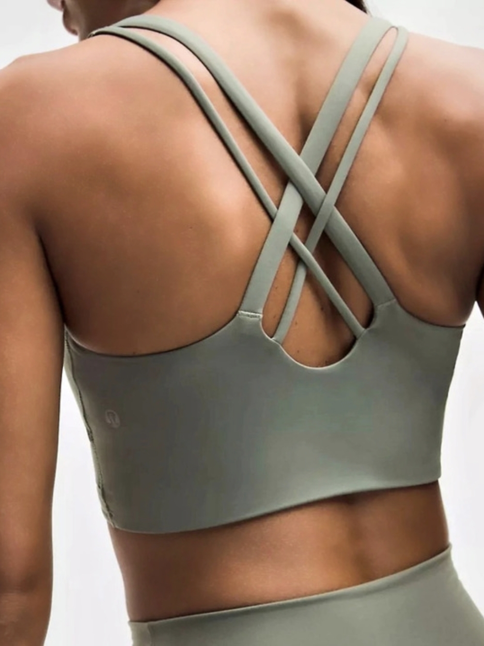 lululemon Free to Be Serene Bra Sports Bra Green Size 6